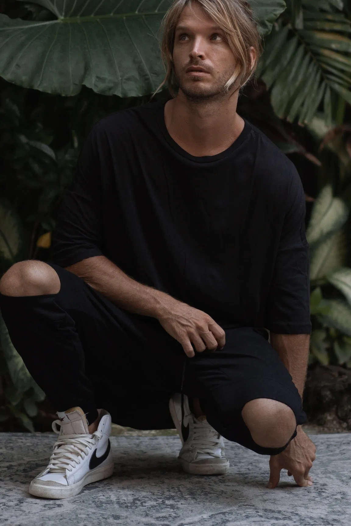 BLACK COTTON SPLIT KNEE PANTS