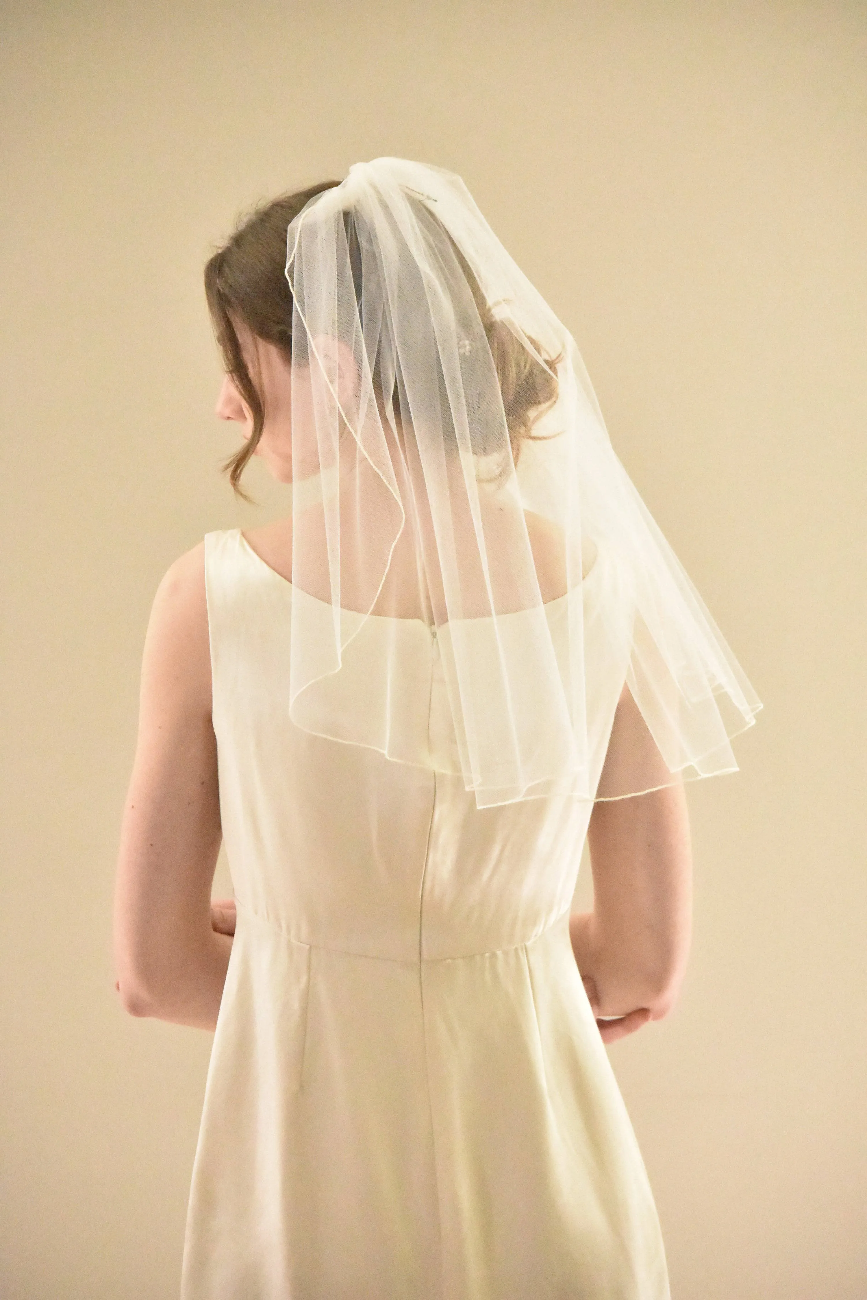 Chest Length Veil with Pencil Edge