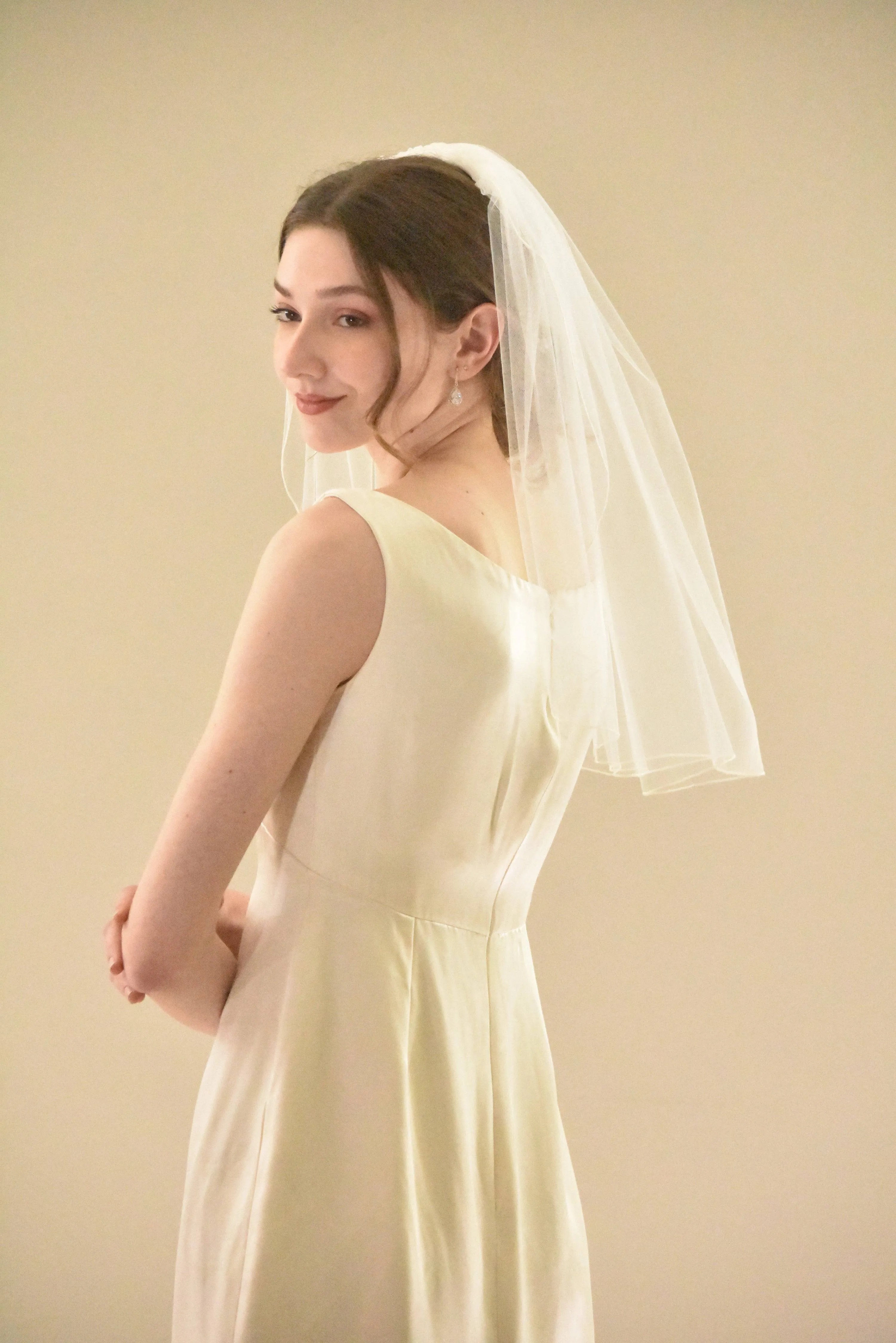 Chest Length Veil with Pencil Edge