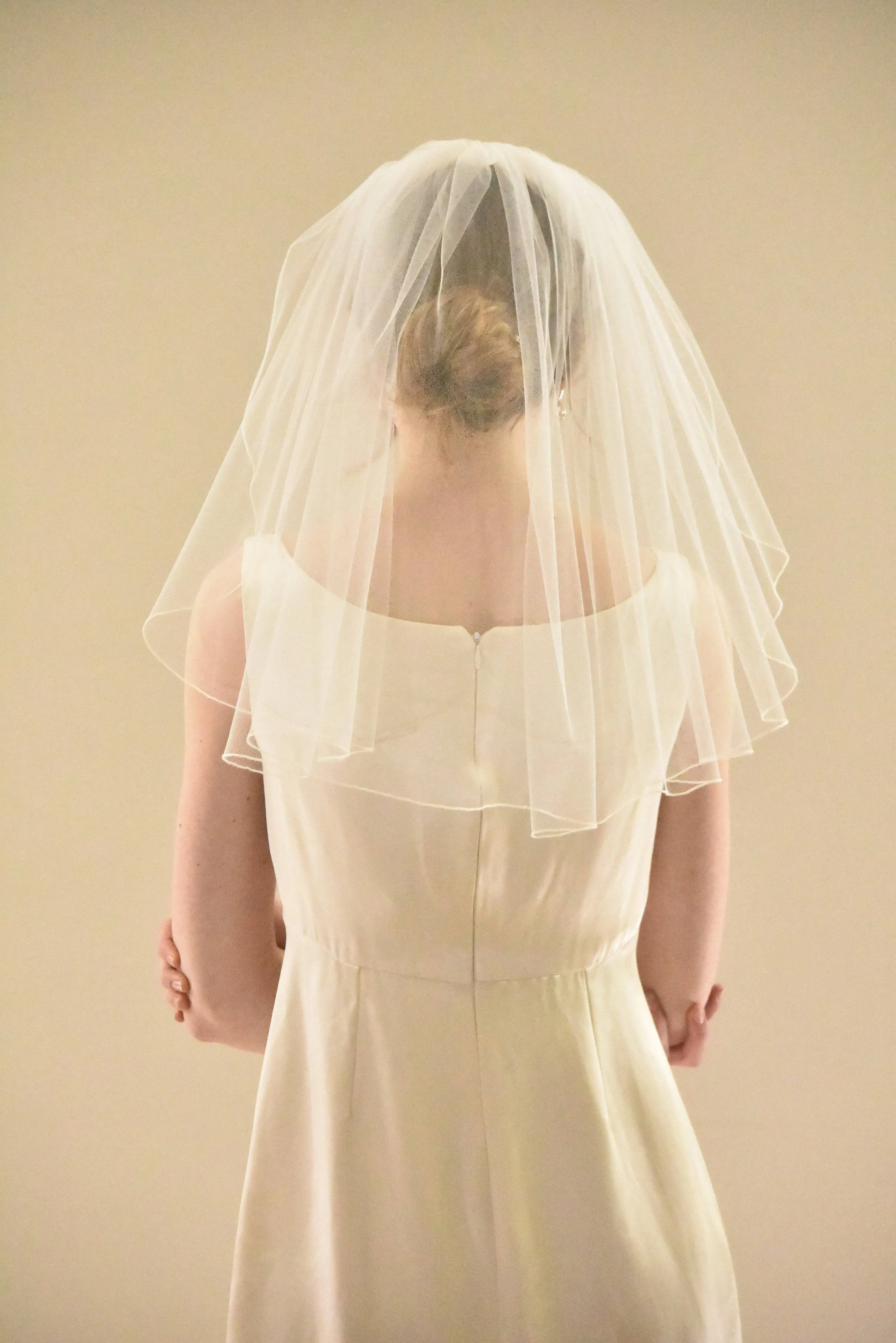 Chest Length Veil with Pencil Edge
